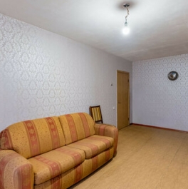 Продажа 1-комн квартиры на вторичном рынке Новочеркасский б-р,  д. 1