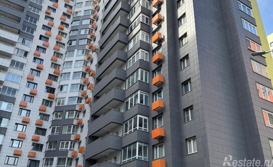 Продажа 4-комн квартиры на вторичном рынке Радиальная 6-я ул,  д. 7/6,  к. 3