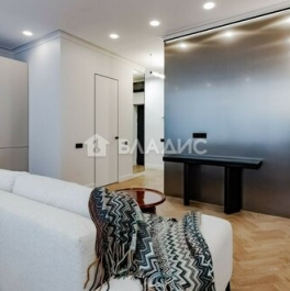 Продажа 3-комн квартиры на вторичном рынке Шмитовский проезд,  д. 39 к6