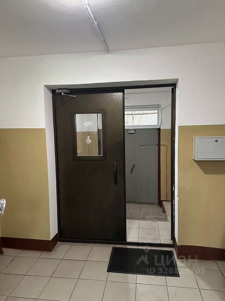 Продажа 3-комн квартиры на вторичном рынке Сиреневый бульвар, 40К2