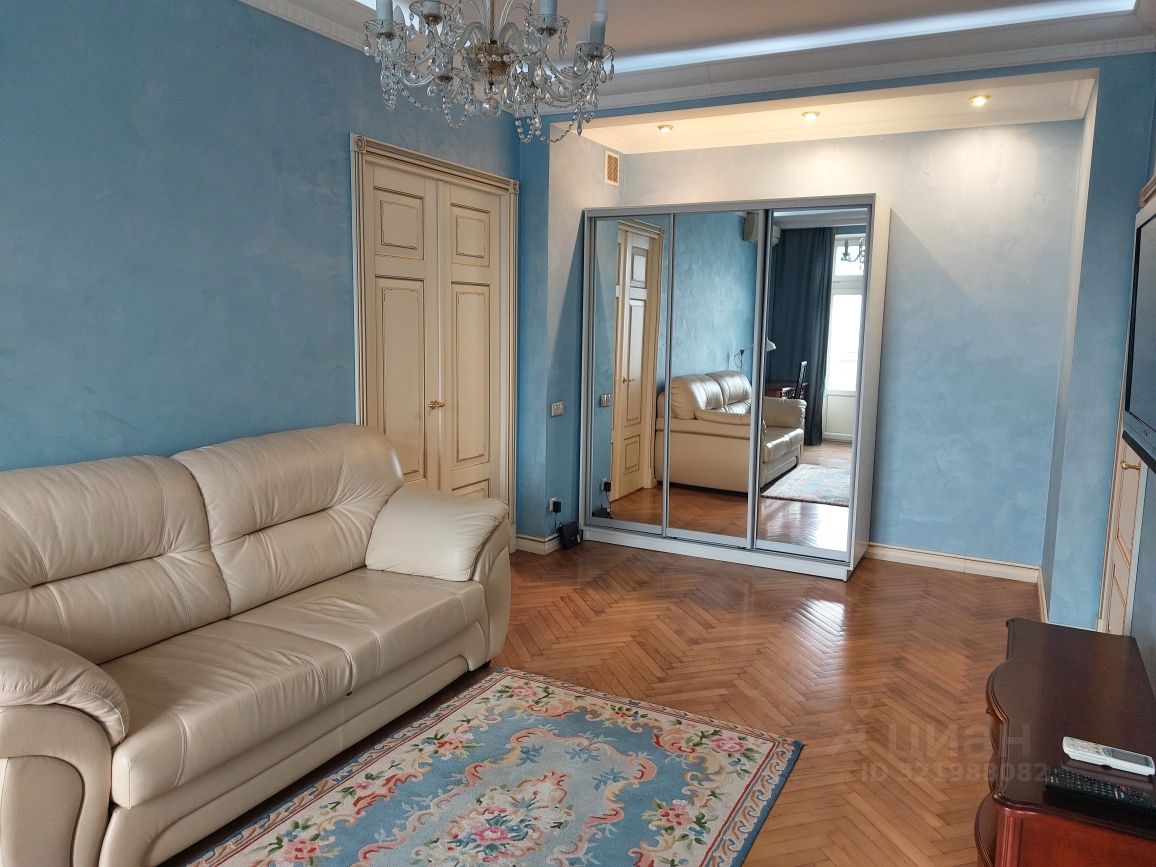 Продажа 2-комн квартиры на вторичном рынке Тверская улица, 27С2