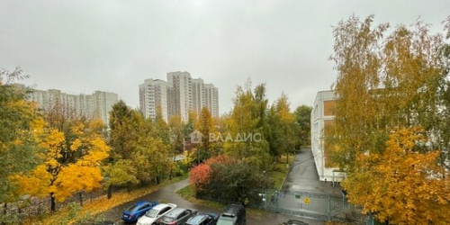 1-комн квартира улица Поляны,  д. 9