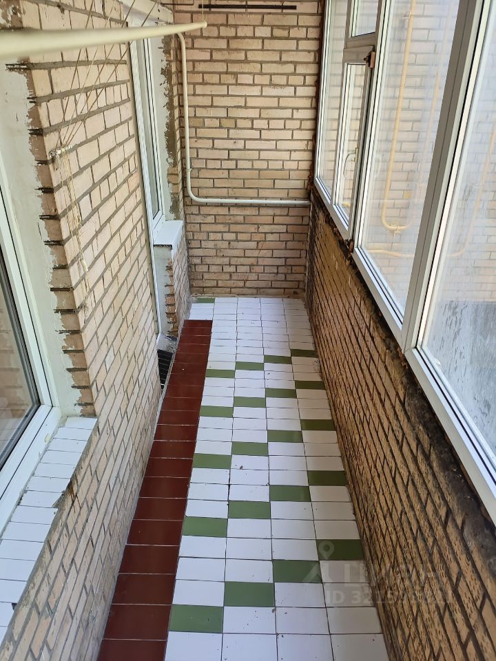 Продажа 3-комн квартиры на вторичном рынке улица Юных Ленинцев, 18К2