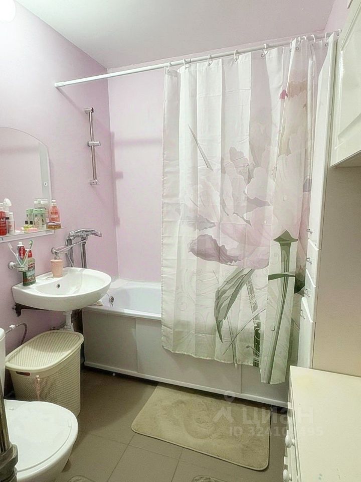 Продажа 3-комн квартиры на вторичном рынке Ивантеевка, улица Дзержинского, 8к1