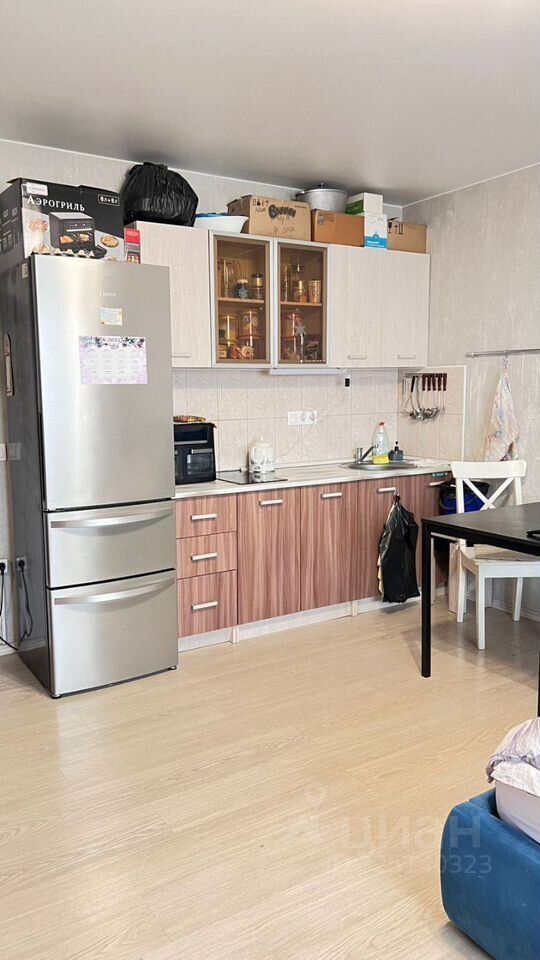 Продажа студии Южный мкр, улица Курыжова, 16