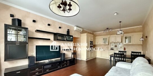 2-комн квартира ул Профессора Попова,  д. 44