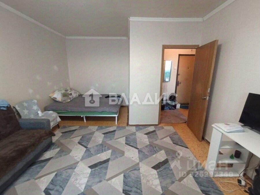 Продажа 1-комн квартиры на вторичном рынке Новоорловская улица, 8