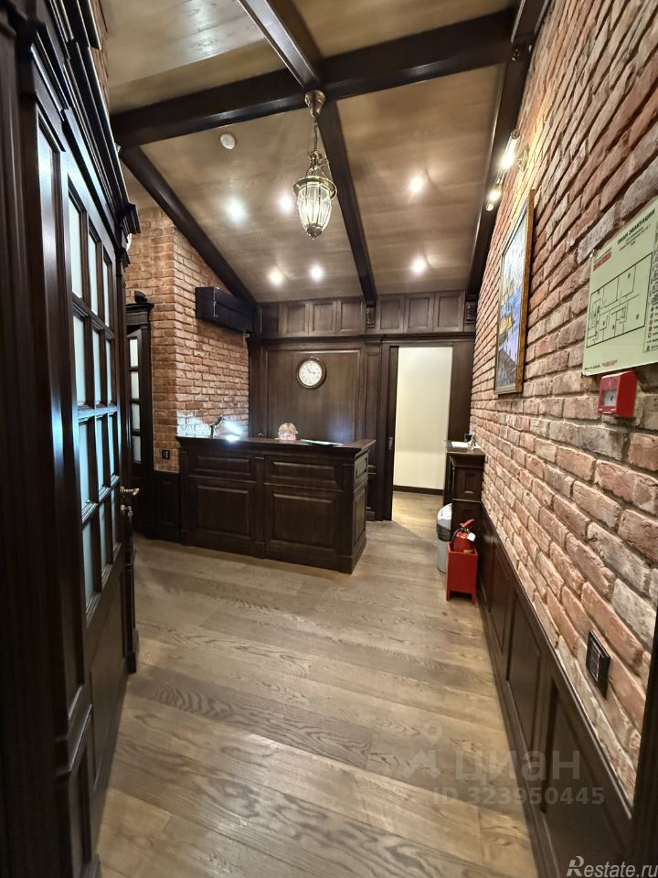 Аренда отдельного здания Пречистенская наб,  д. 15,  к. 5