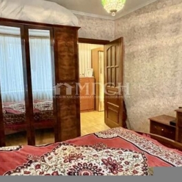 Продажа 5-комн квартиры на вторичном рынке Толмачевский Б. пер,  д. 5 к1