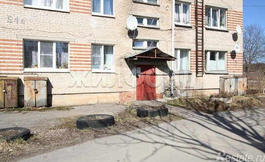 Продажа 3-комн квартиры на вторичном рынке Старосиверская, Кезевская дорога,  д. 16