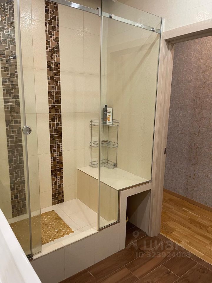 Аренда 2-комн квартиры на вторичном рынке Парашютная улица, 58