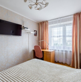 Продажа 3-комн квартиры на вторичном рынке Академическая Б. ул,  д. 9,  к. 1