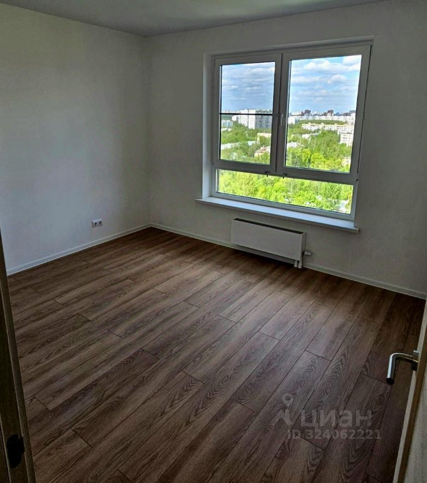 Продажа 3-комн квартиры на вторичном рынке Зеленый проспект, 103