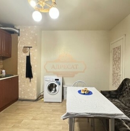 Продажа 3-комн квартиры на вторичном рынке Богатырский пр-кт