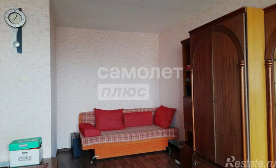 Продажа 1-комн квартиры на вторичном рынке улица Маршала Захарова,  д. 18 к1