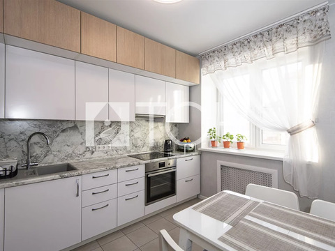 Продажа 2-комн квартиры на вторичном рынке Свердловский, Молодежная ул,  д. 2