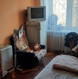 Продажа 2-комн квартиры на вторичном рынке Новосибирская улица,  д. 19