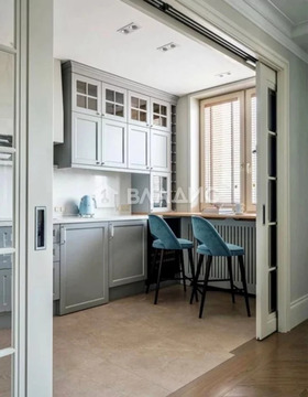 Продажа 2-комн квартиры на вторичном рынке ул. Зверинская,  д. 6-8