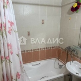 Продажа 1-комн квартиры на вторичном рынке Просторная улица,  д. 2