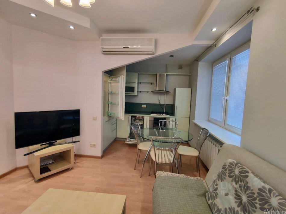 Аренда 1-комн квартиры на вторичном рынке Ружейный пер,  д. 4,  к. 3