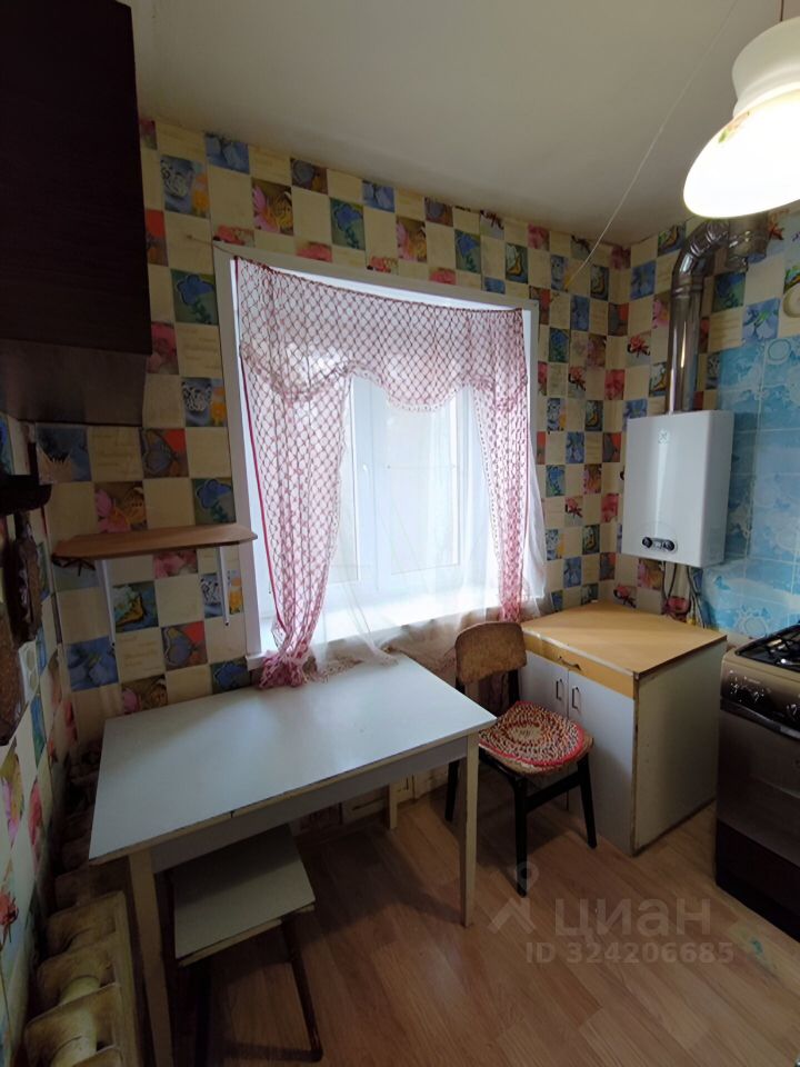 Продажа 3-комн квартиры на вторичном рынке 1-й мкр, Зарайск, 14