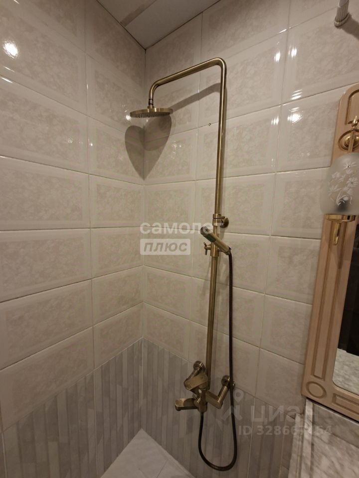 Продажа 3-комн квартиры на вторичном рынке Новокосинская улица, 44