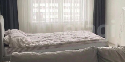 1-комн квартира улица Салова, 61