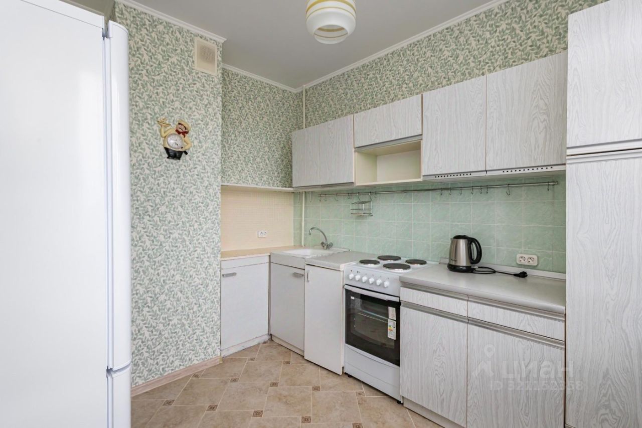 Аренда 2-комн квартиры на вторичном рынке улица Исаковского, 2К1