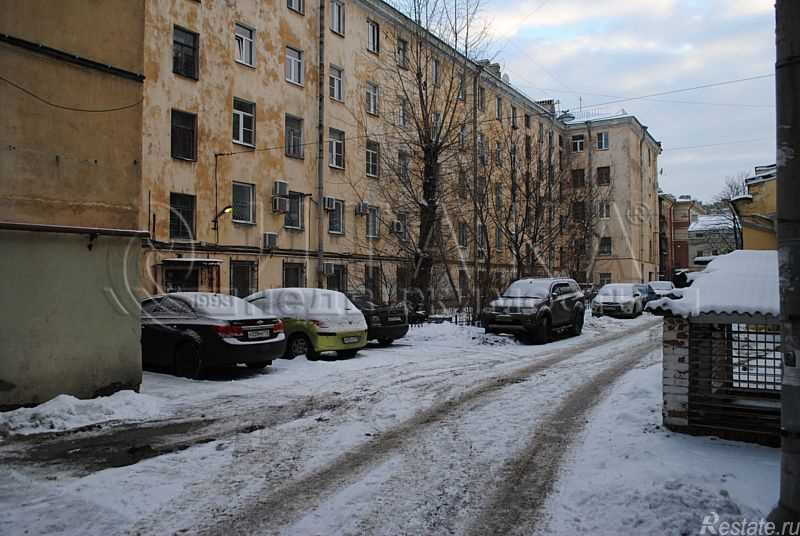 Продажа 4-комн квартиры на вторичном рынке Черняховского,  д. 33