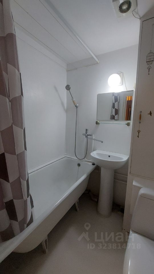 Продажа 1-комн квартиры на вторичном рынке Мастеровая улица, 17/1к2