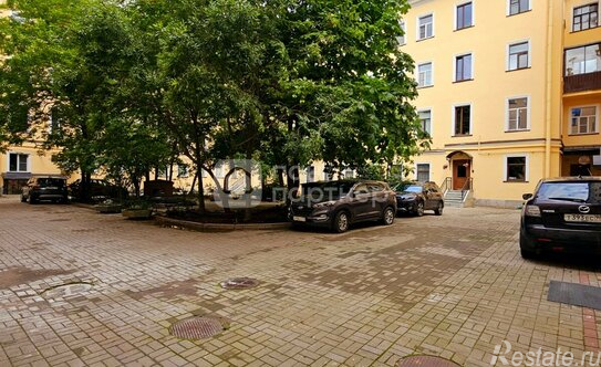 Продажа 2-комн квартиры на вторичном рынке Невский пр-кт,  д. 158