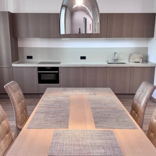 2-комн квартира Ждановская улица,  д. 45