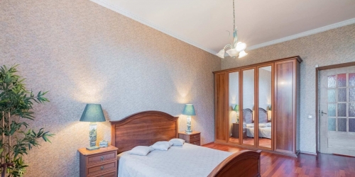 8-комн квартира Тульская ул,  д. 8