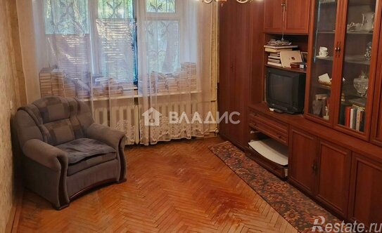 Продажа 2-комн квартиры на вторичном рынке Новороссийская улица,  д. 32