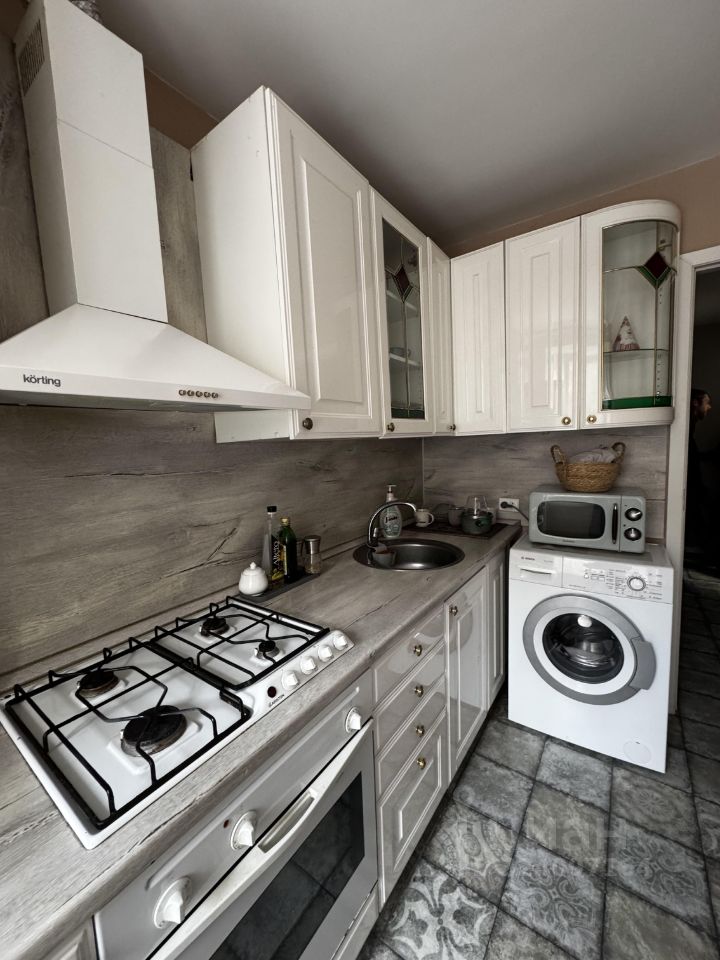 Продажа 2-комн квартиры на вторичном рынке улица Верхняя Масловка, 2