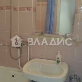 Продажа 3-комн квартиры на вторичном рынке ул Яблочкова,  д. 23
