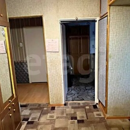 Продажа 2-комн квартиры на вторичном рынке Киришский район, улица Строителей,  д. 34