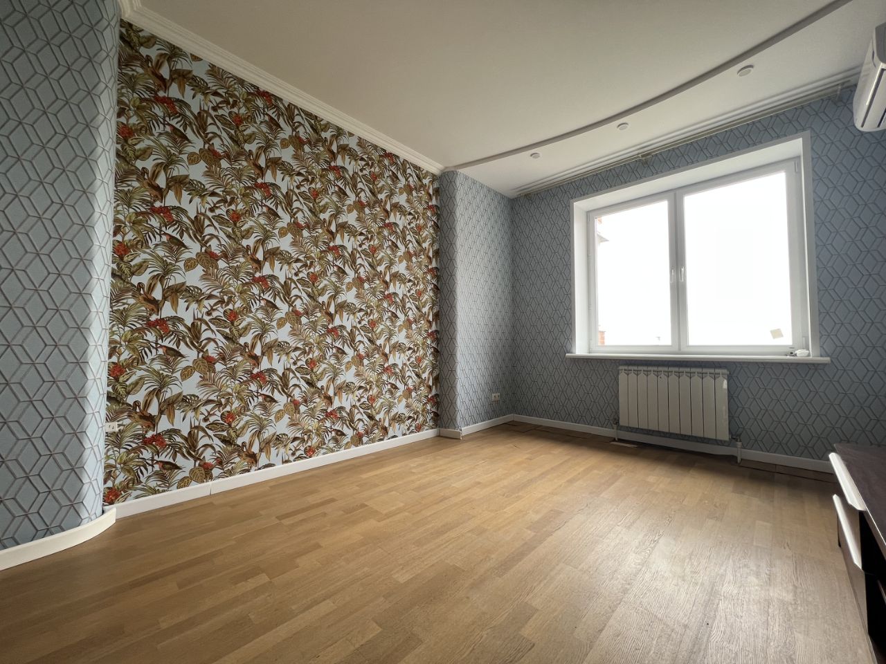 Продажа 3-комн квартиры на вторичном рынке Юбилейный мкр, улица Комитетская, 7