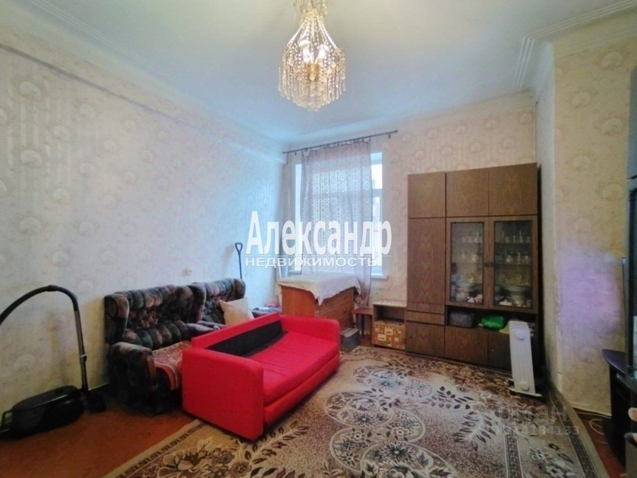 Продажа 3-комн квартиры на вторичном рынке Мгинская улица, 7