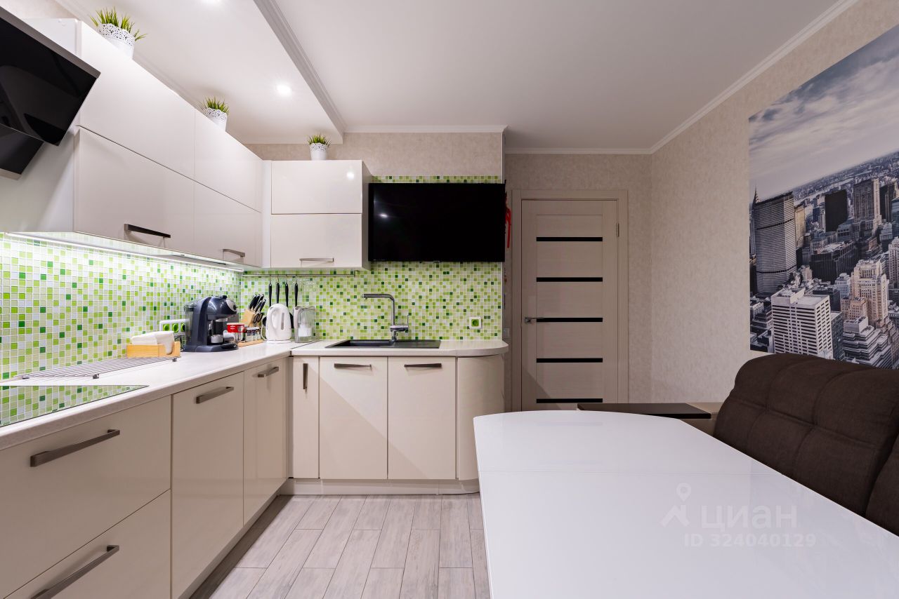 Продажа 1-комн квартиры на вторичном рынке Горелово тер., улица Коммунаров, 188к3