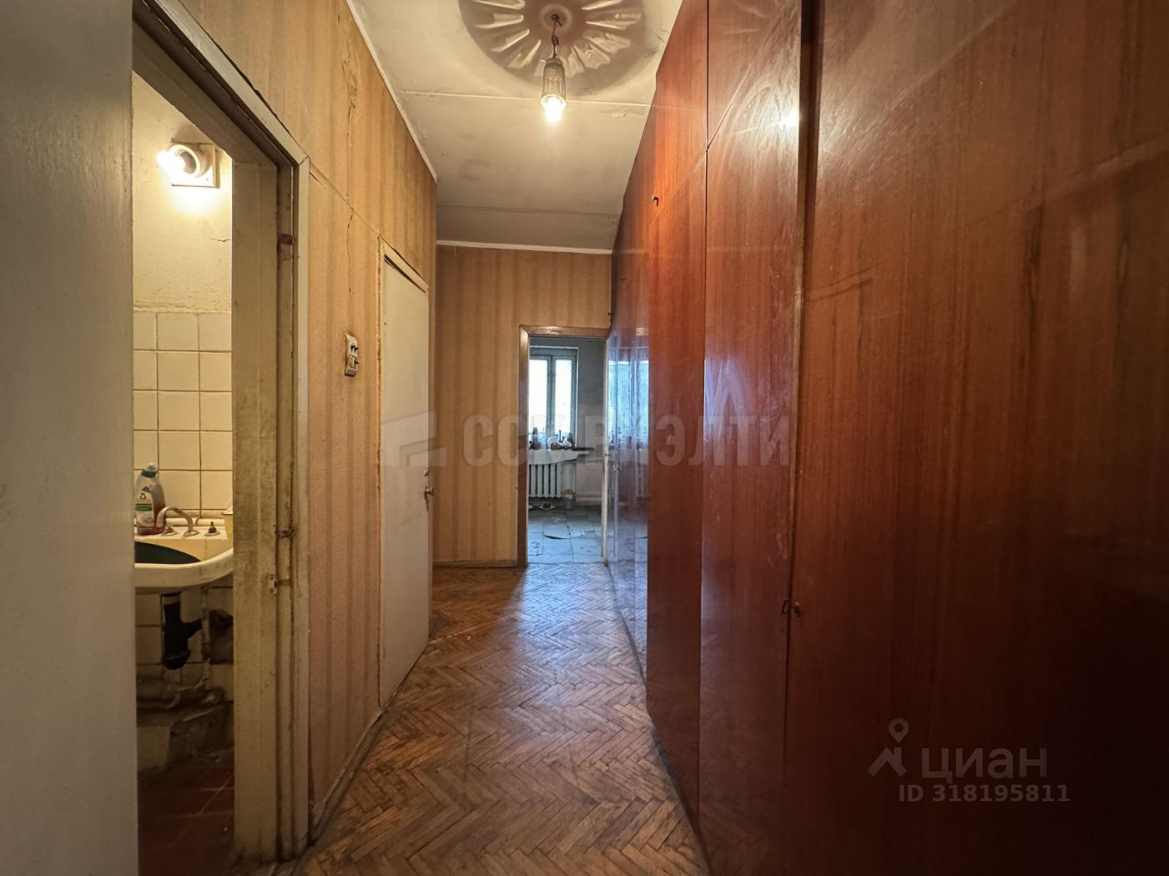 Продажа 2-комн квартиры на вторичном рынке Карманицкий переулок, 5