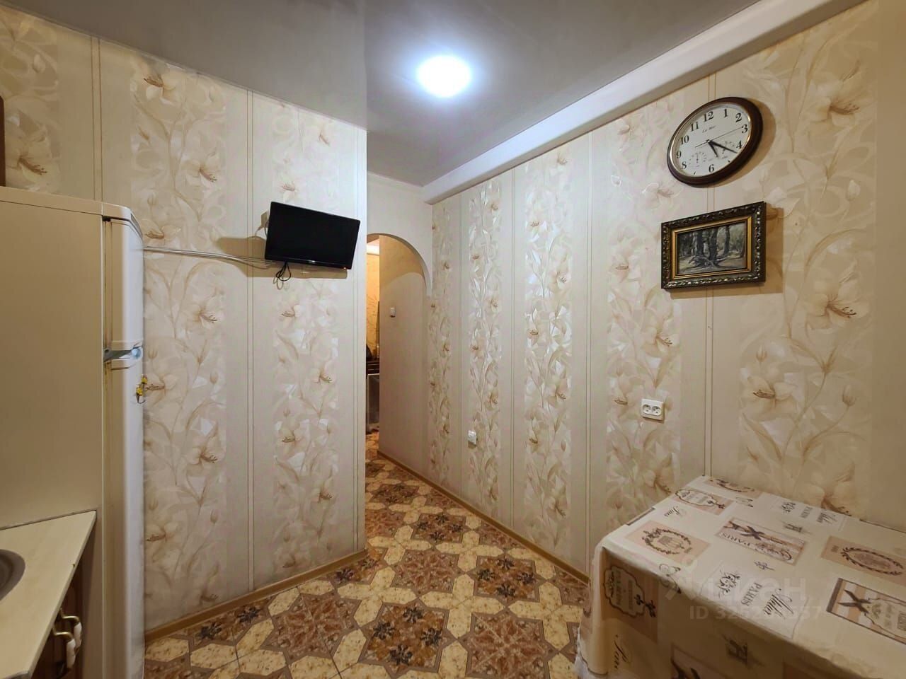 Продажа 2-комн квартиры на вторичном рынке Хасанская улица, 24В