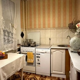 Продажа 2-комн квартиры на вторичном рынке ул Пражская,  д. 15