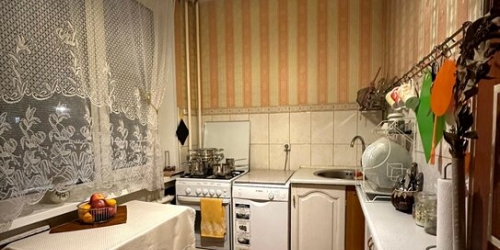 2-комн квартира ул Пражская,  д. 15