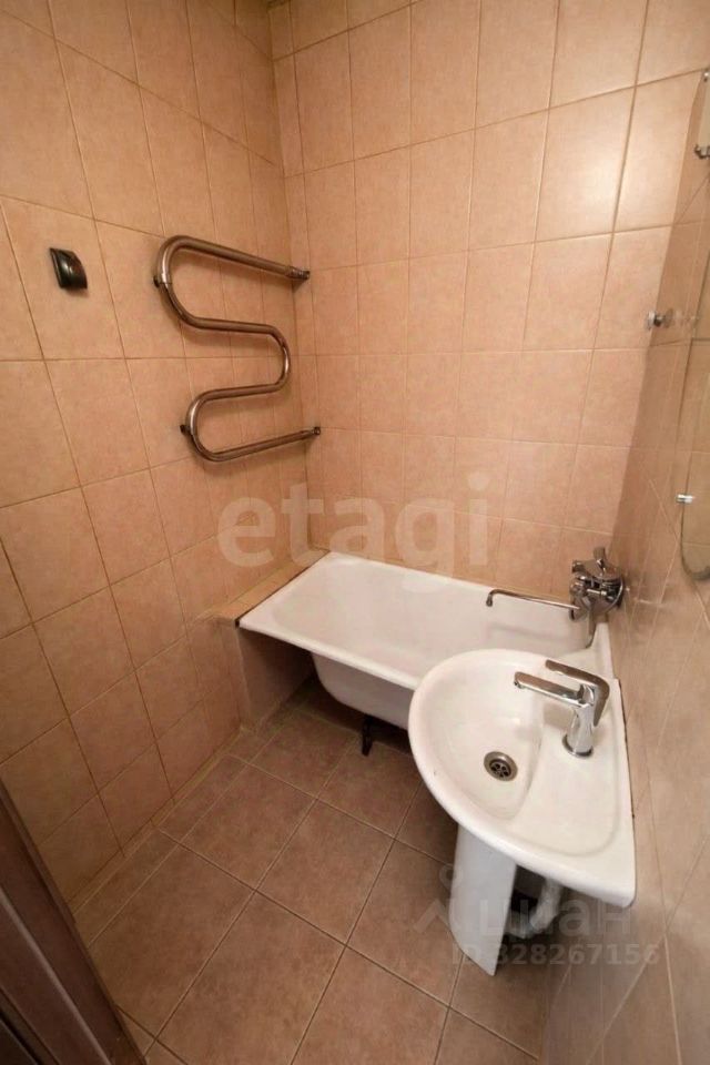 Продажа 3-комн квартиры на вторичном рынке проспект Энгельса, 130К1
