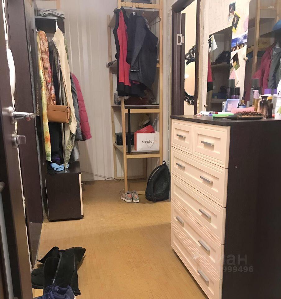 Продажа 1-комн квартиры на вторичном рынке Индустриальный проспект, 15