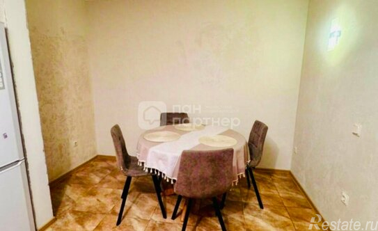 Продажа 3-комн квартиры на вторичном рынке Товарищеский проспект,  д. 10 к1