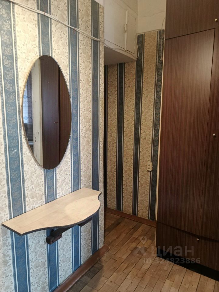 Продажа 2-комн квартиры на вторичном рынке Колпинская улица, 15