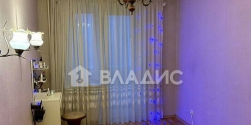 3-комн квартира пр-кт Непокорённых,  д. 74