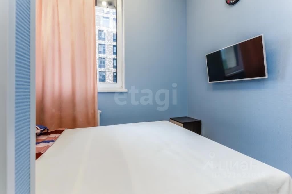 Продажа 3-комн квартиры на вторичном рынке Смольная улица, 44к1